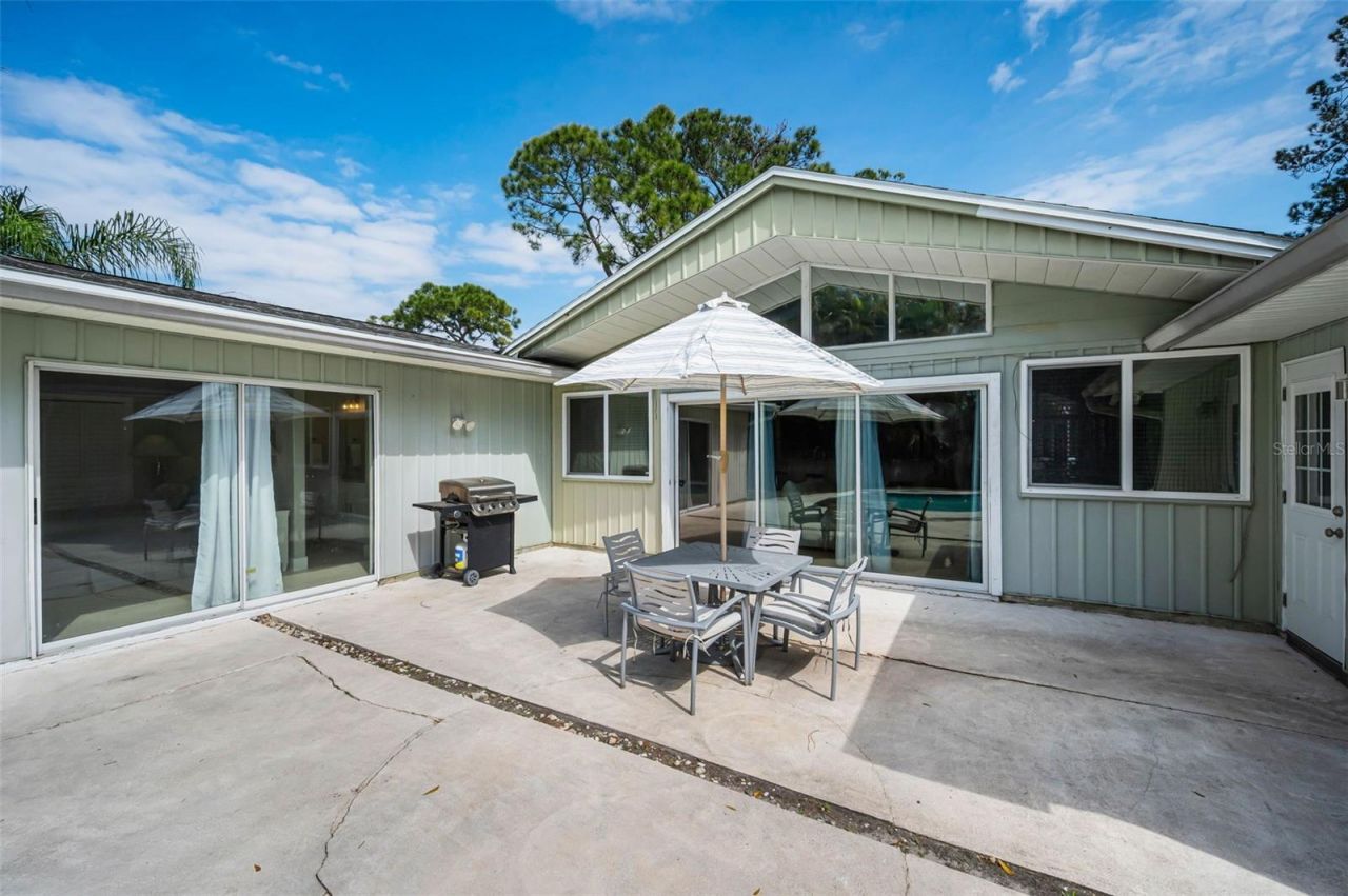 7692 132nd Way, Seminole, FL 33776 Photo