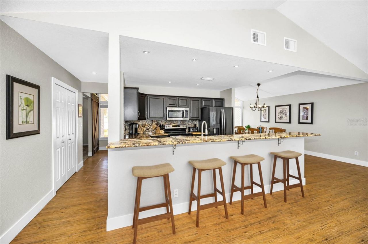 7692 132nd Way, Seminole, FL 33776 Photo