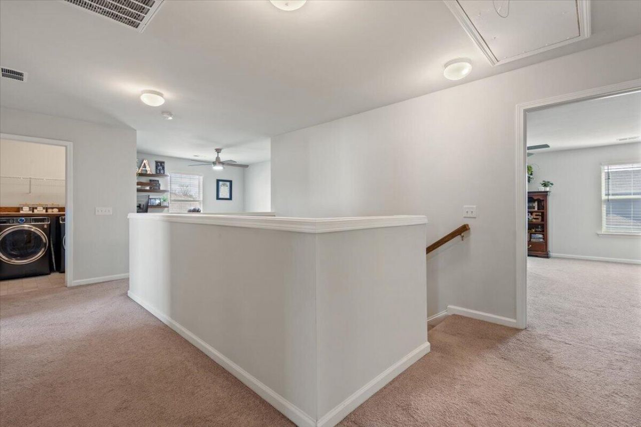 430 Ambrose Drive Photo 20