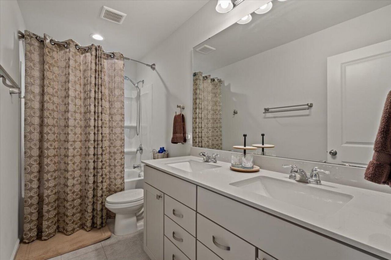 430 Ambrose Drive Photo 29