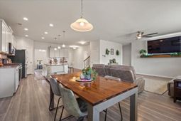 430 Ambrose Drive photo 4