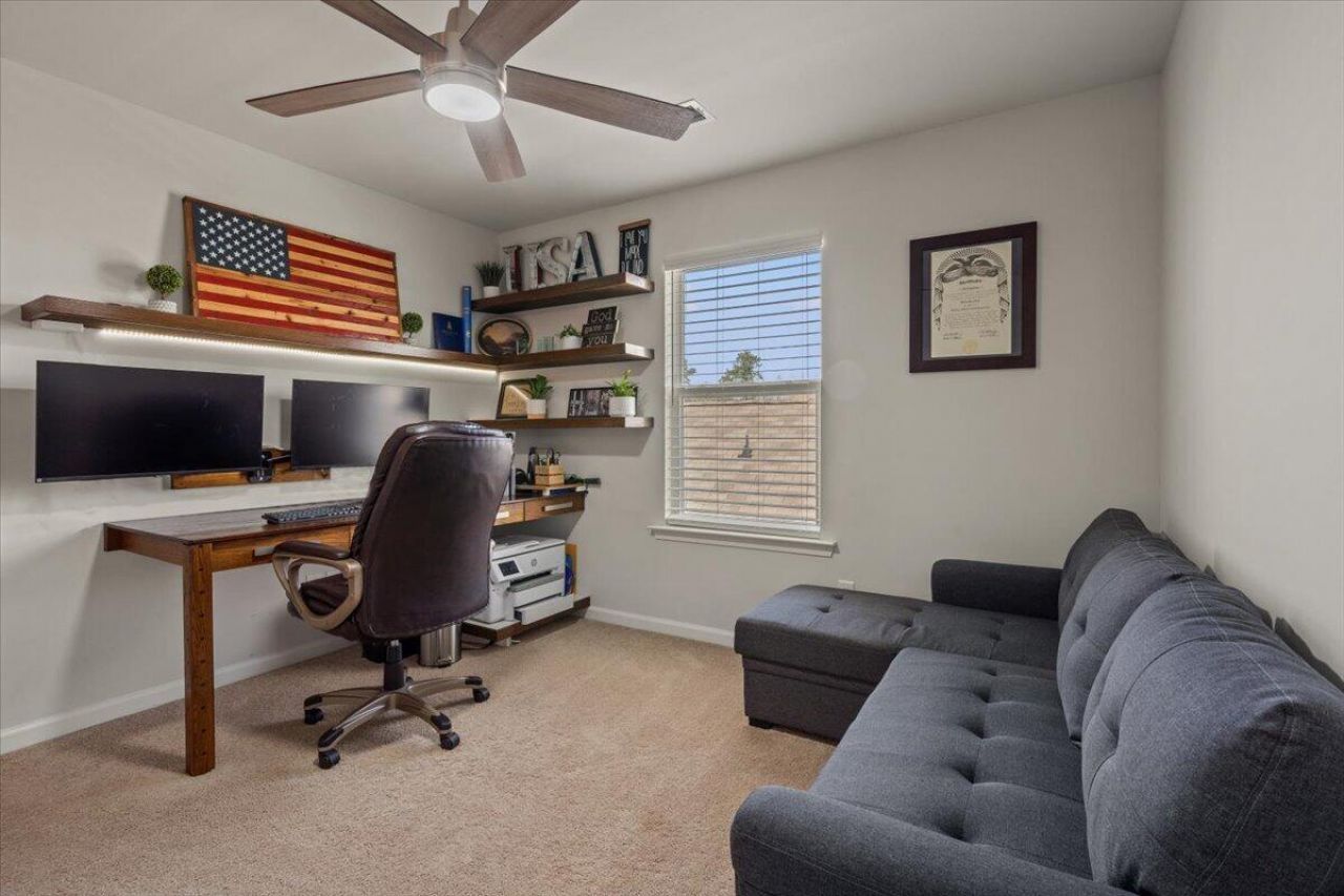 430 Ambrose Drive Photo 33