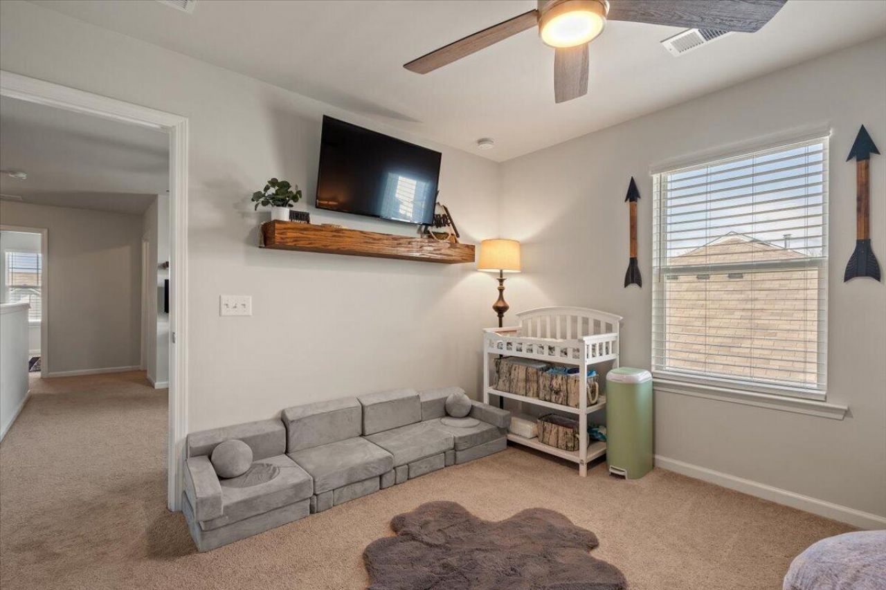 430 Ambrose Drive Photo 35