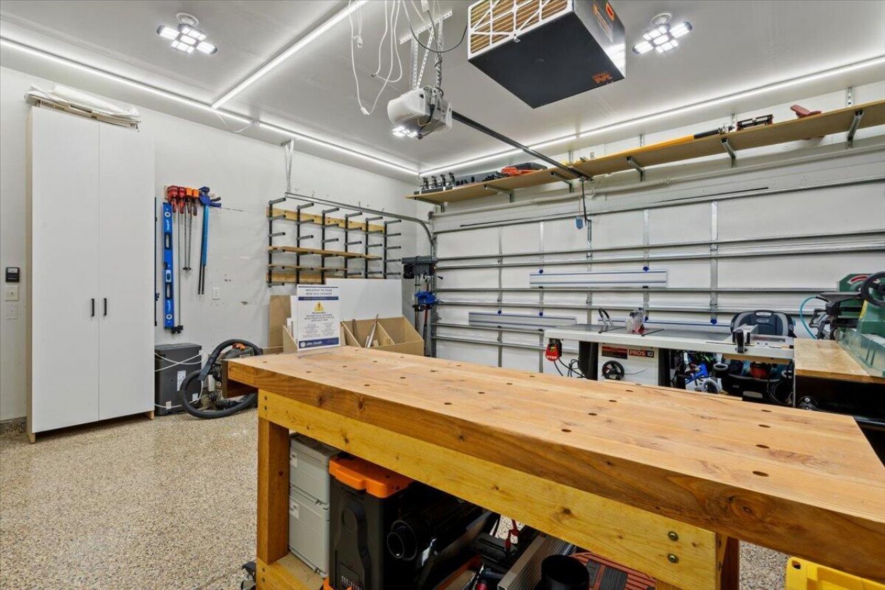 430 Ambrose Drive Photo 41