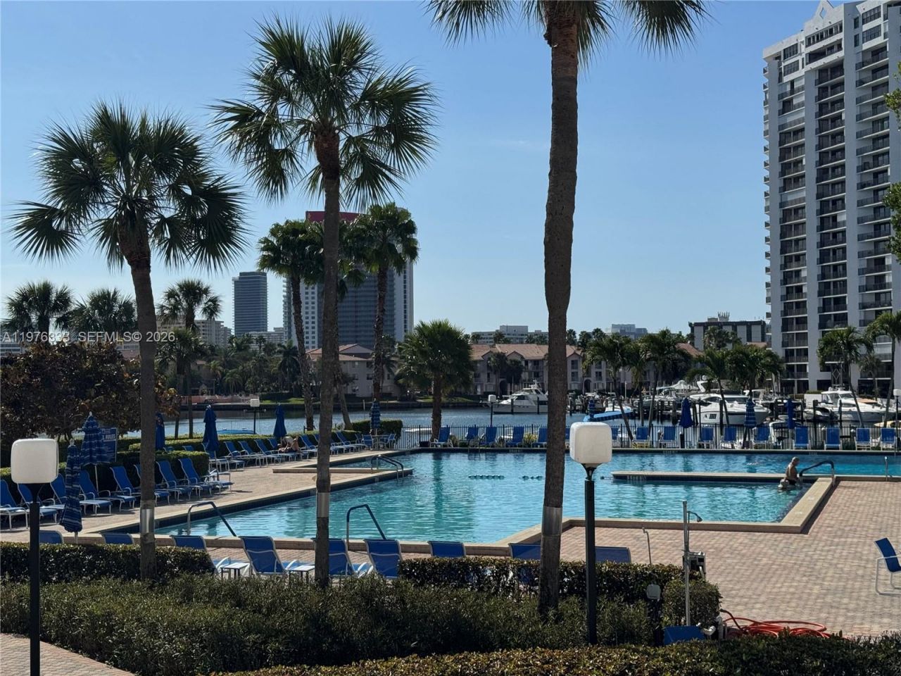 500 Three Islands Blvd , Unit M24, Hallandale Beach, FL 33009 Photo