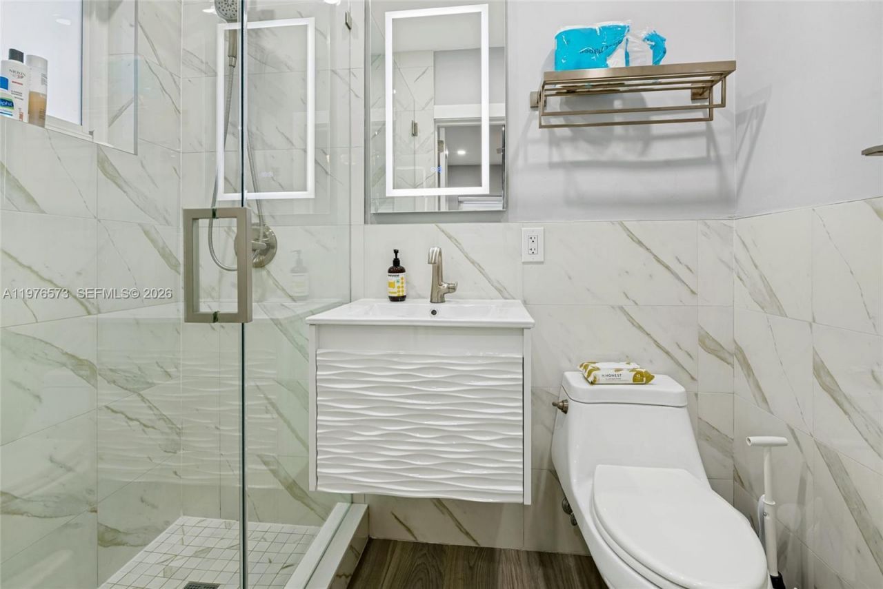 1620 SW 19th St , Unit 1620, Miami, FL 33145 Photo