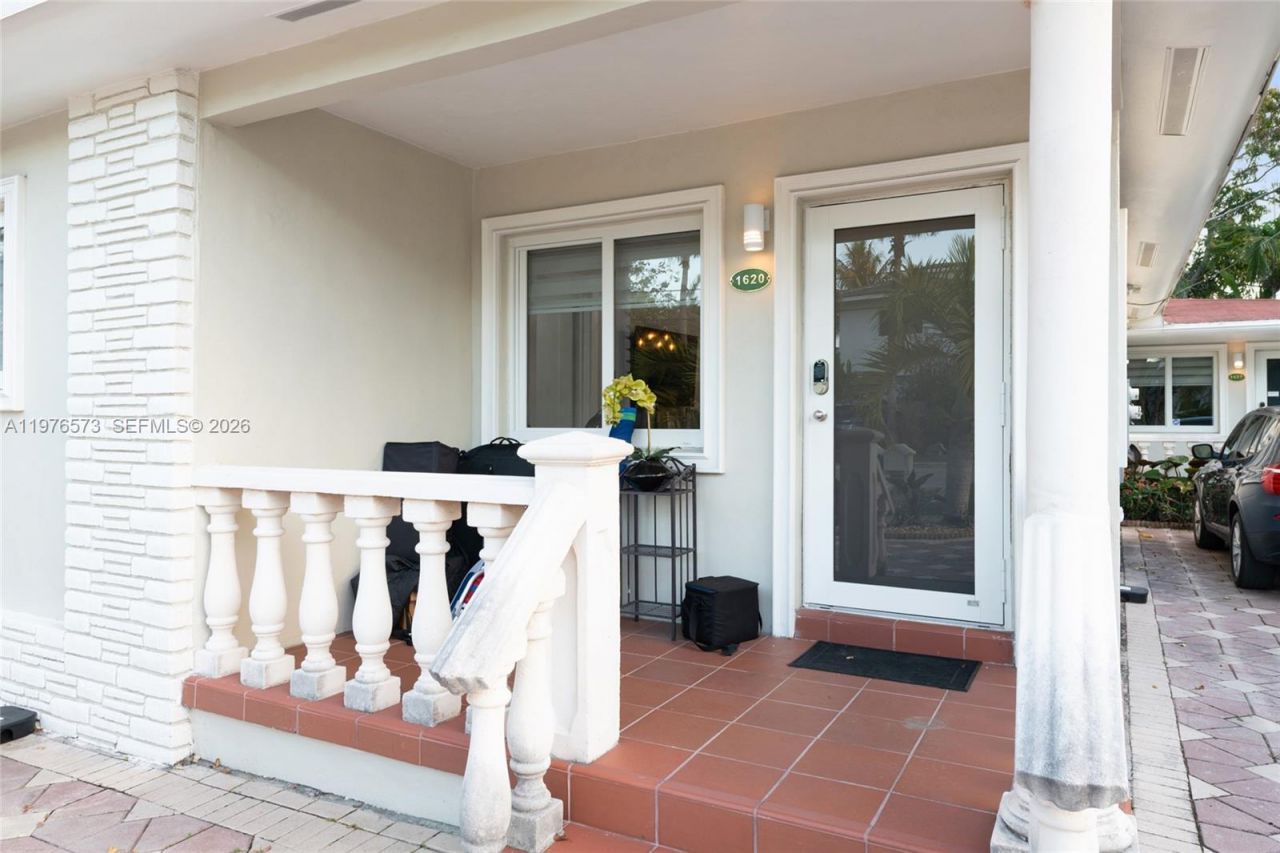 1620 SW 19th St , Unit 1620, Miami, FL 33145 Photo