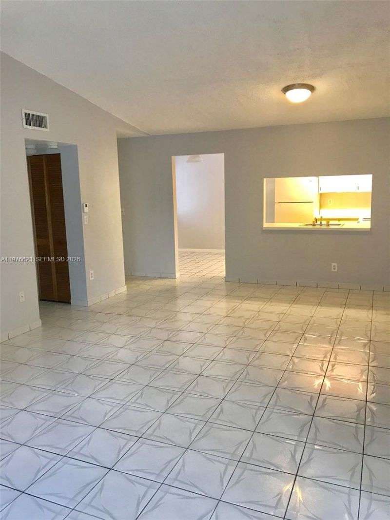 8700 N Sherman Cir , Unit 108, Miramar, FL 33025 Photo