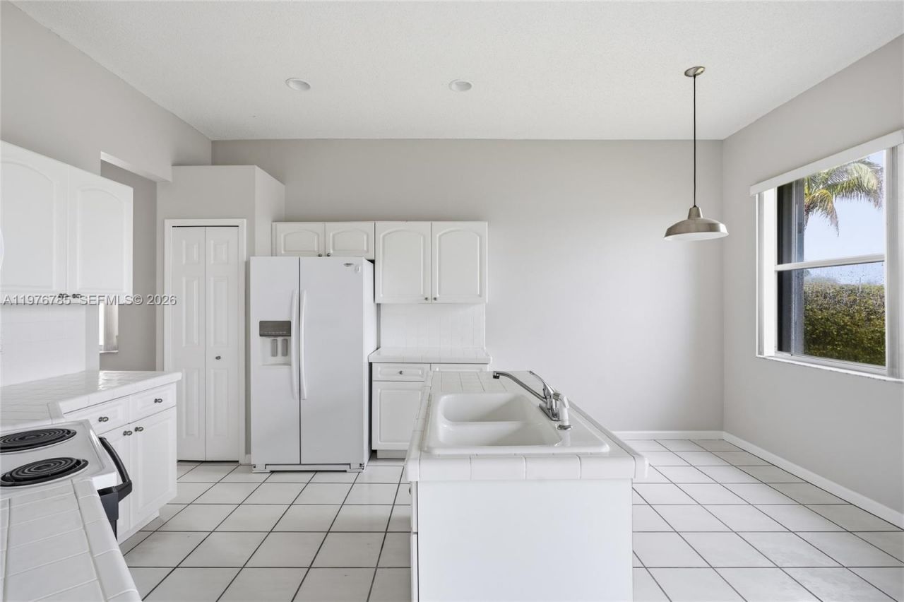 575 SE 29th Dr , Homestead, FL 33033 Photo