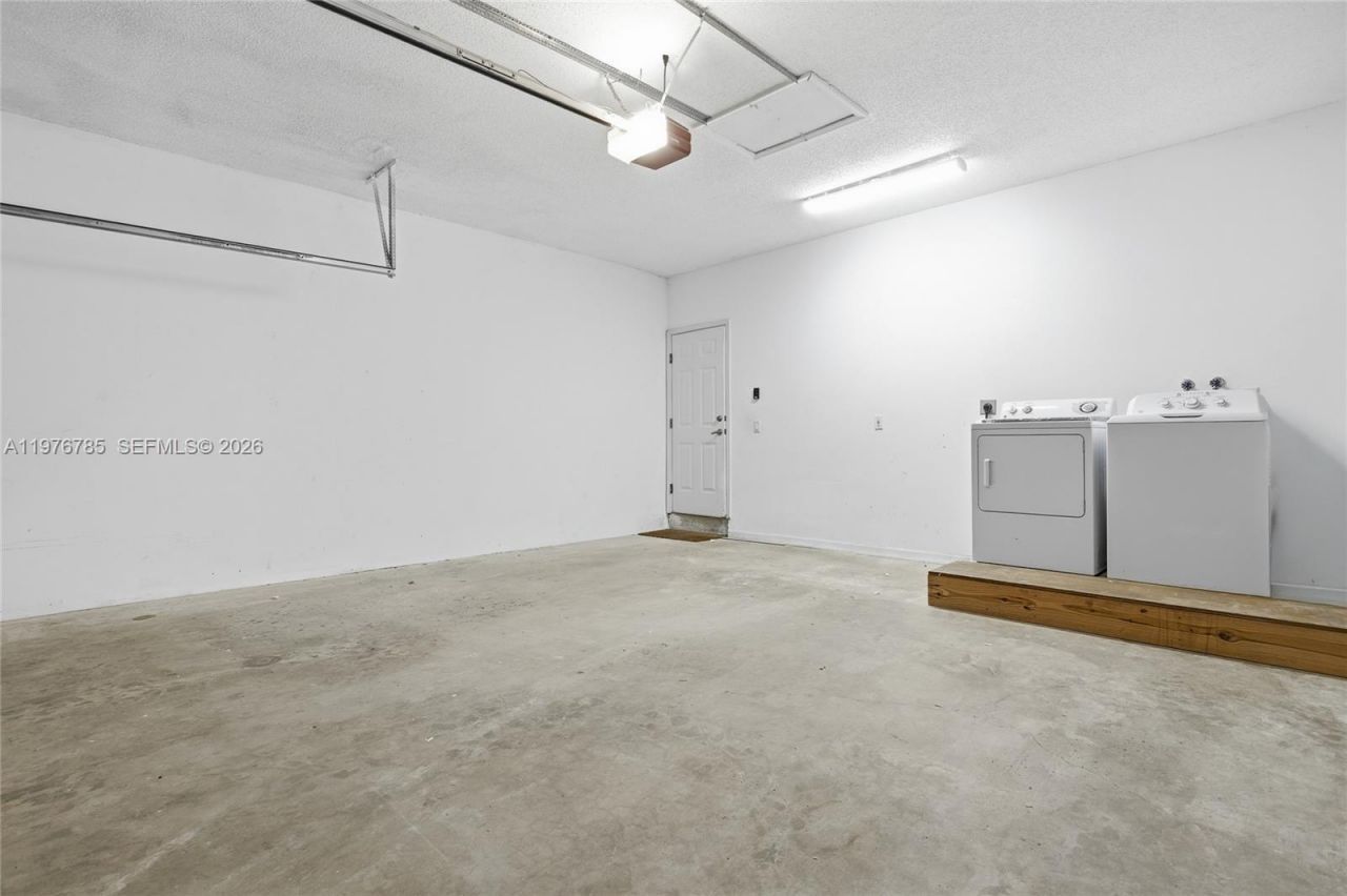 575 SE 29th Dr , Homestead, FL 33033 Photo