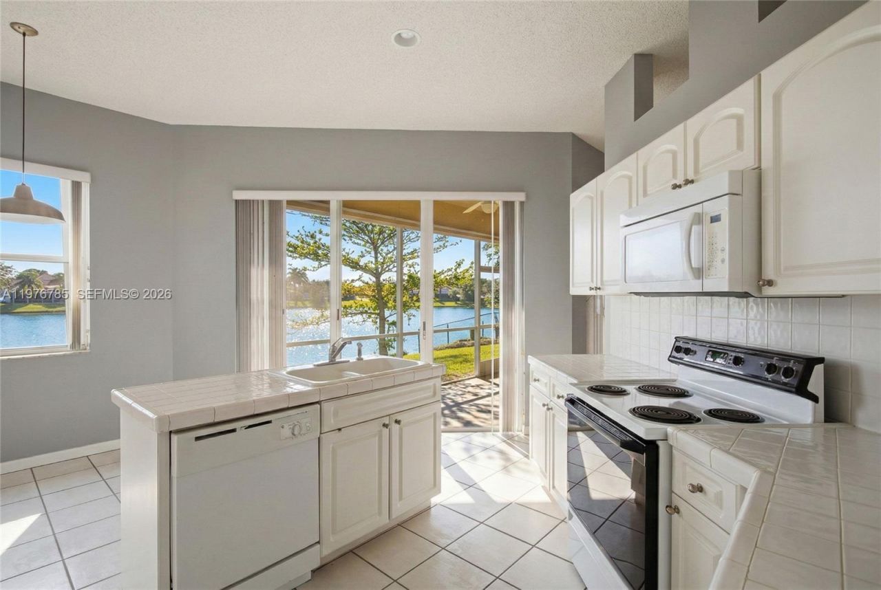 575 SE 29th Dr , Homestead, FL 33033 Photo