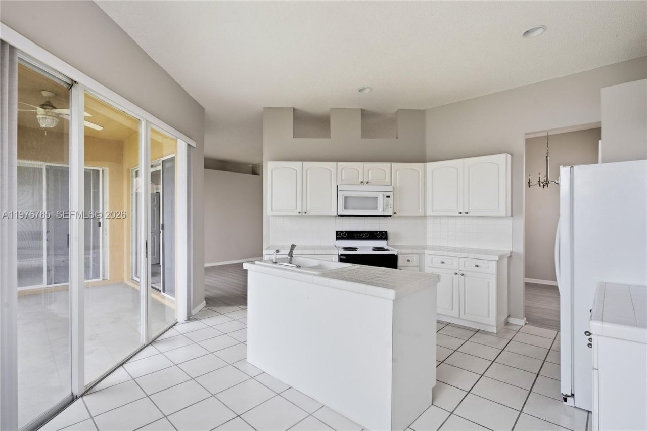 575 SE 29th Dr , Homestead, FL 33033 Photo