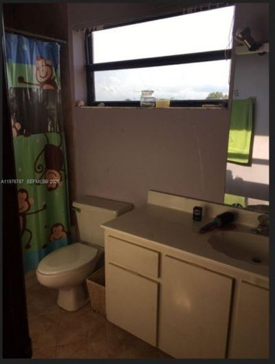 655 W Park Dr, Unit 6-12, Miami, FL 33172 Photo