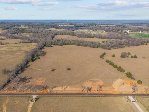 17700 County Road 477, Lindale, TX 75771