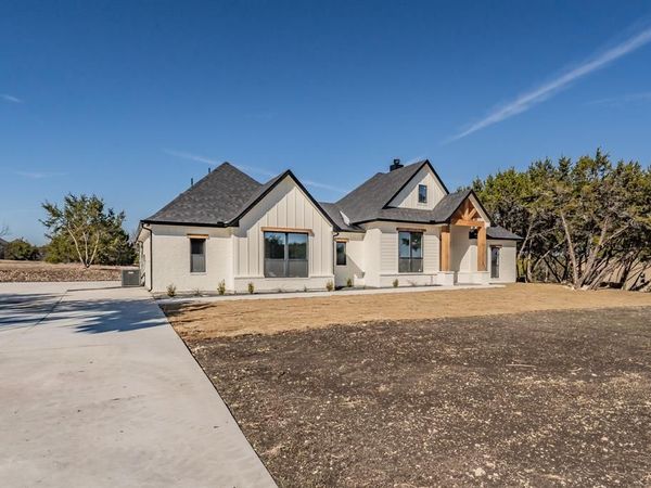 7805 Kenleigh Lane, Rio Vista, TX 76093