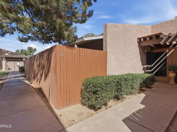 629 N MESA Drive, Unit 35, Mesa, AZ 85201