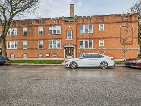 3522 N LAWNDALE Avenue , Unit 2, Chicago, IL 60618