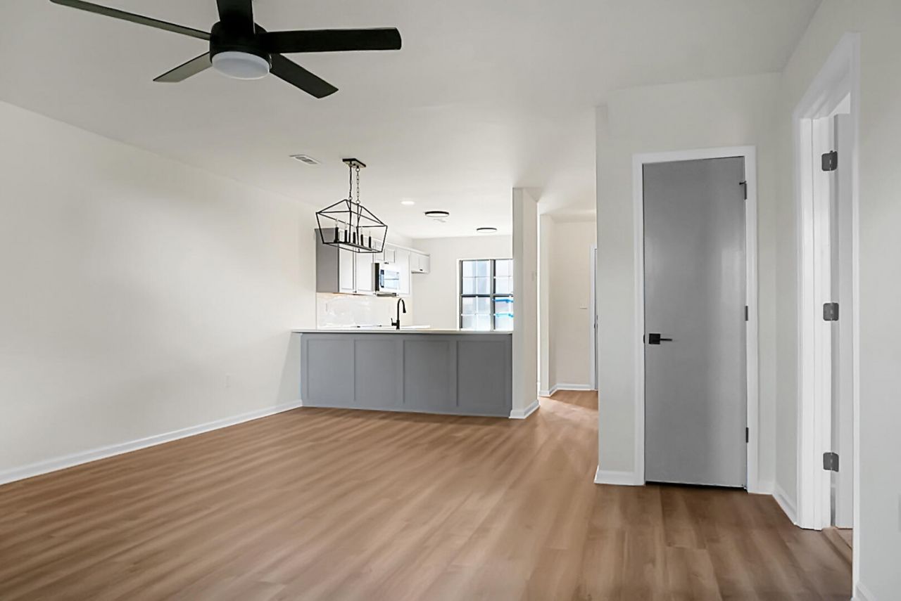 7650 Oldridge Road Photo 11