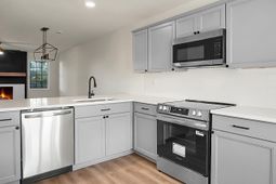 7650 Oldridge Road photo 4