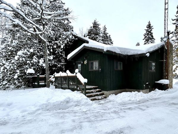 8255 Misery Bay Road, Alpena, MI 49707