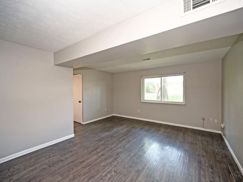 7752 Montgomery Road, Unit 29, Sycamore Township, OH 45236 Photo 5