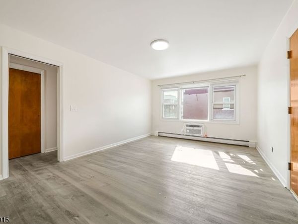 207 Park Ave, Unit C1, East Rutherford, NJ 07073