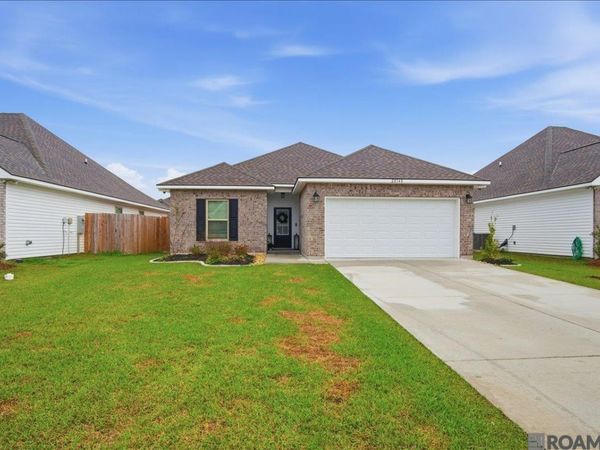 28348 Moreau Dr, Denham Springs, LA 70726