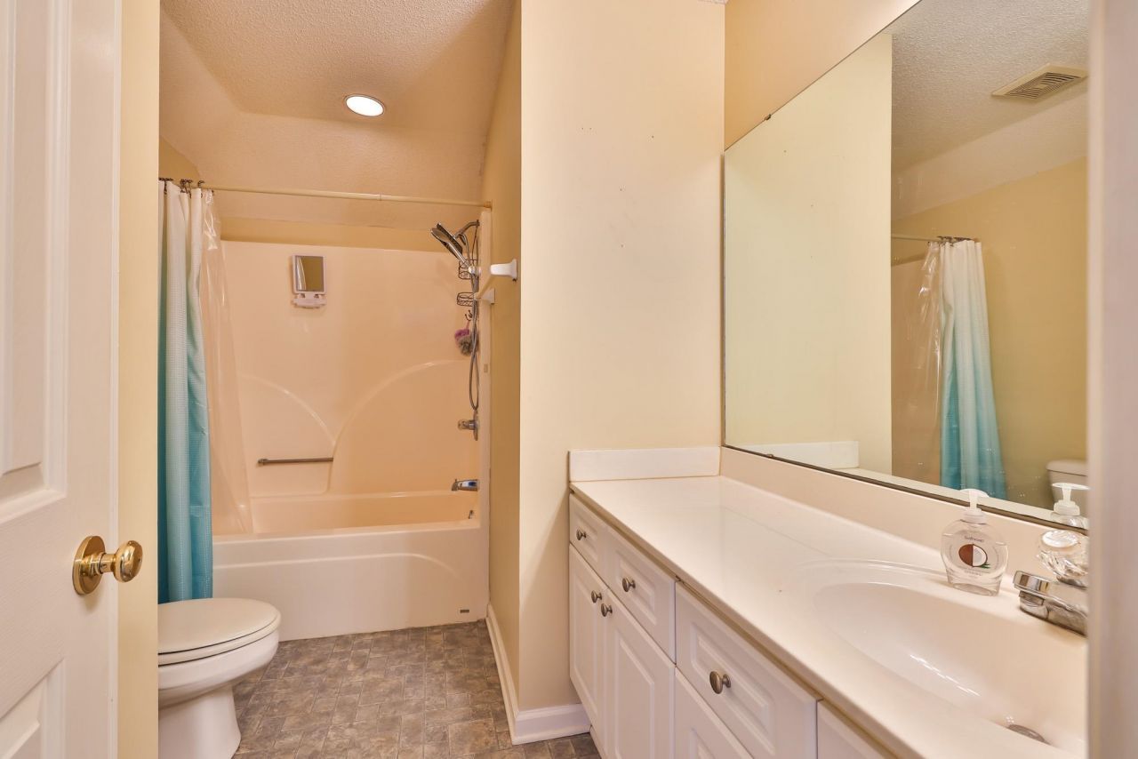 218 Rice Mill Dr. Photo 31