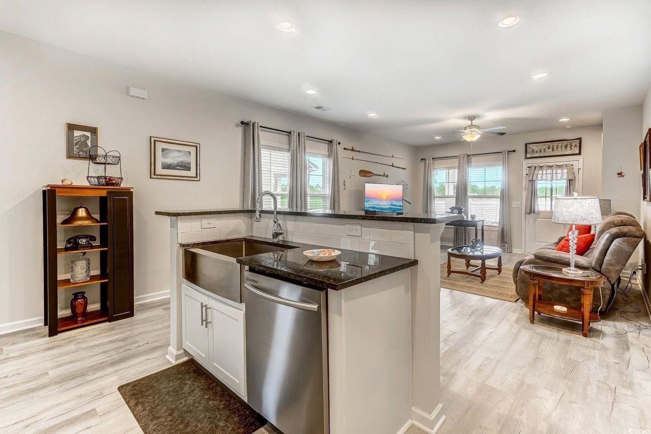 252 Red Maple Loop Photo 7