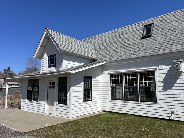 31-33 Booker Street, Unit 4, Thomaston, ME 04861