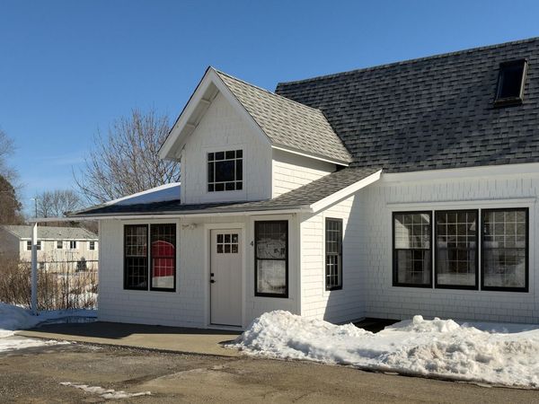 31-33 Booker Street, Unit 4, Thomaston, ME 04861