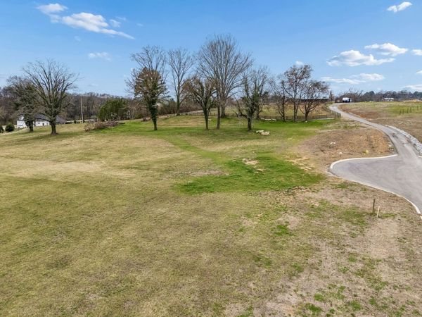 105 Heirloom Ln , Columbia, TN 38401