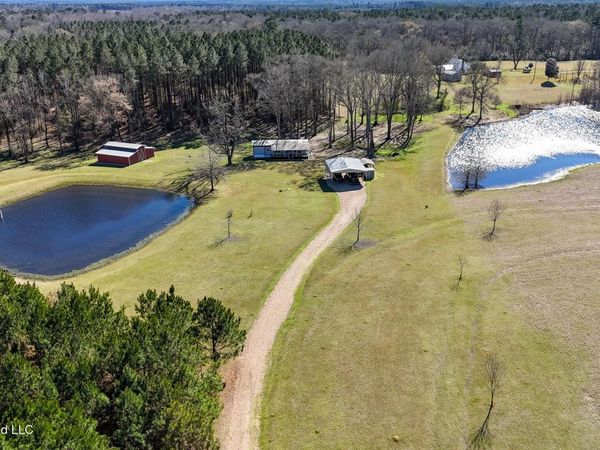 5192 Bean Road, Liberty, MS 39645