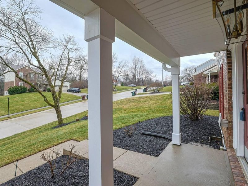 164 Lookout Farm Drive, Crestview Hills, KY 41017 Photo 3