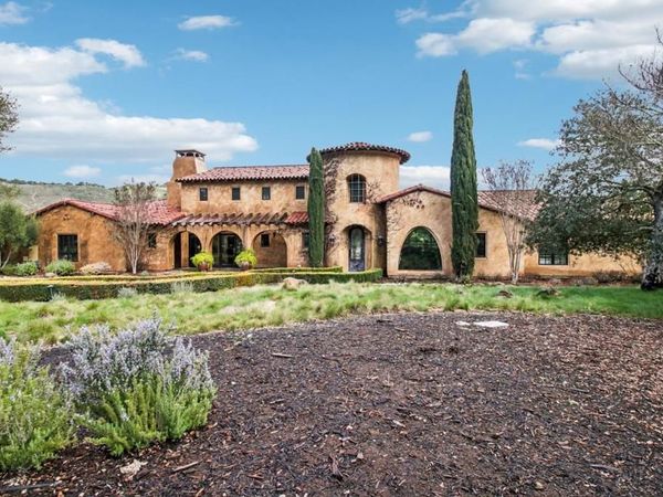 12220 Heritage, Gilroy, CA 95020