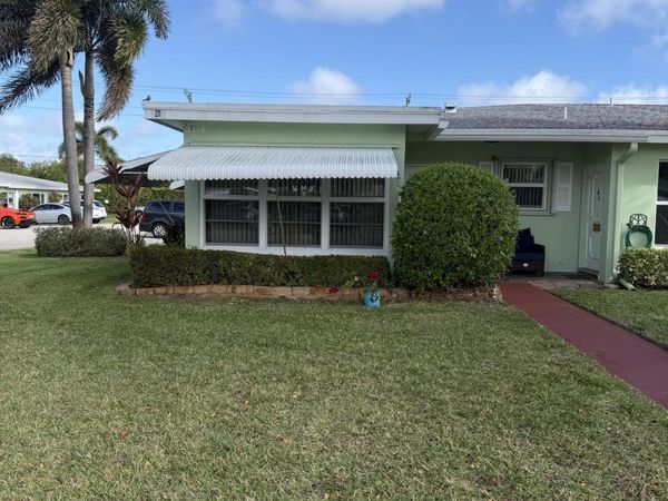 211 Country Lane, Unit A, Boynton Beach, FL 33435