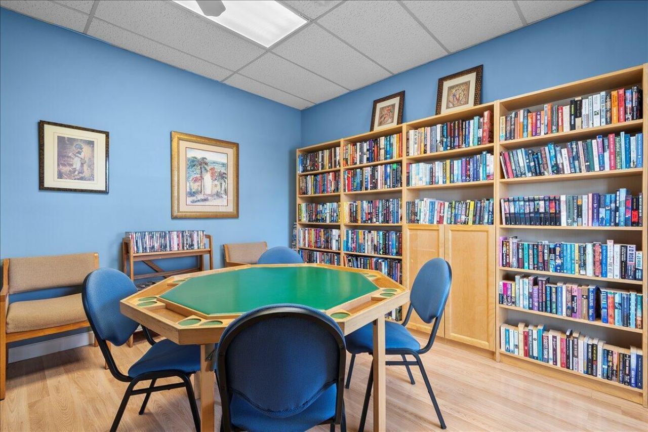 211 Country Lane, Unit A, Boynton Beach, FL 33435 Photo