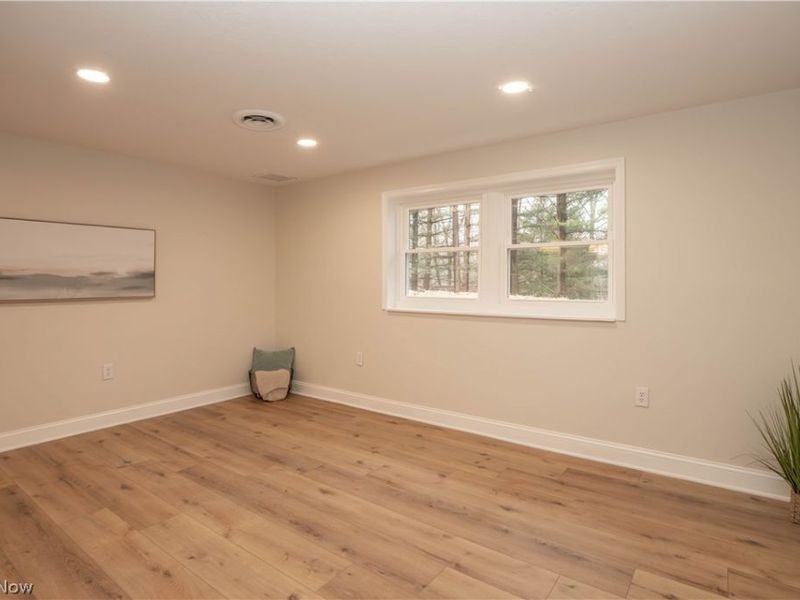 23095 Foster Road , Wellington, OH 44090 Photo 15