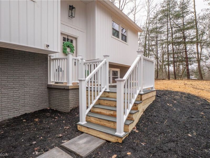 23095 Foster Road , Wellington, OH 44090 Photo 3