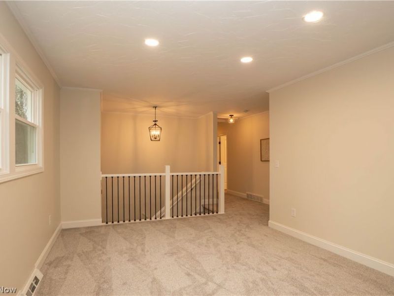 23095 Foster Road , Wellington, OH 44090 Photo 9