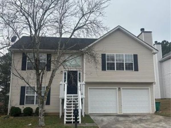 3703 Salem Springs Court , Lithonia, GA 30038