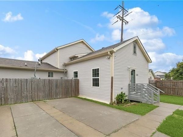 4781 EASTERN Street , New Orleans, LA 70122