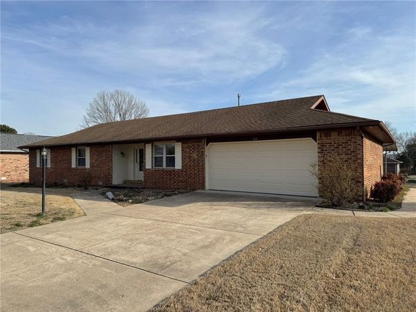 1913 Mimosa , Mountain Home, AR 72653