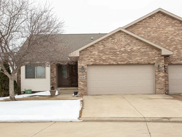 5416 Meadowlark Ln , Cedar Falls, IA 50613