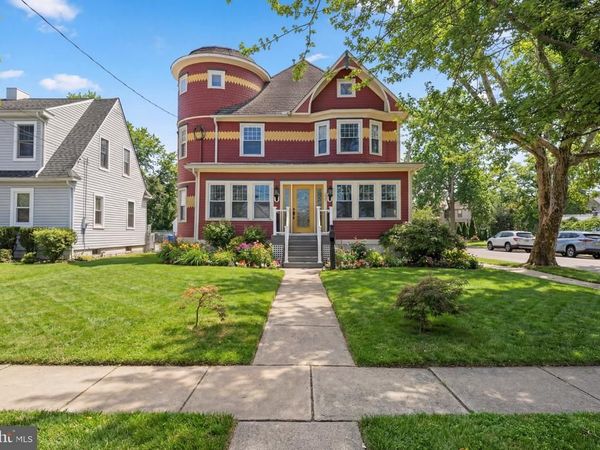 237 BROADWAY, LAUREL SPRINGS, NJ 08021