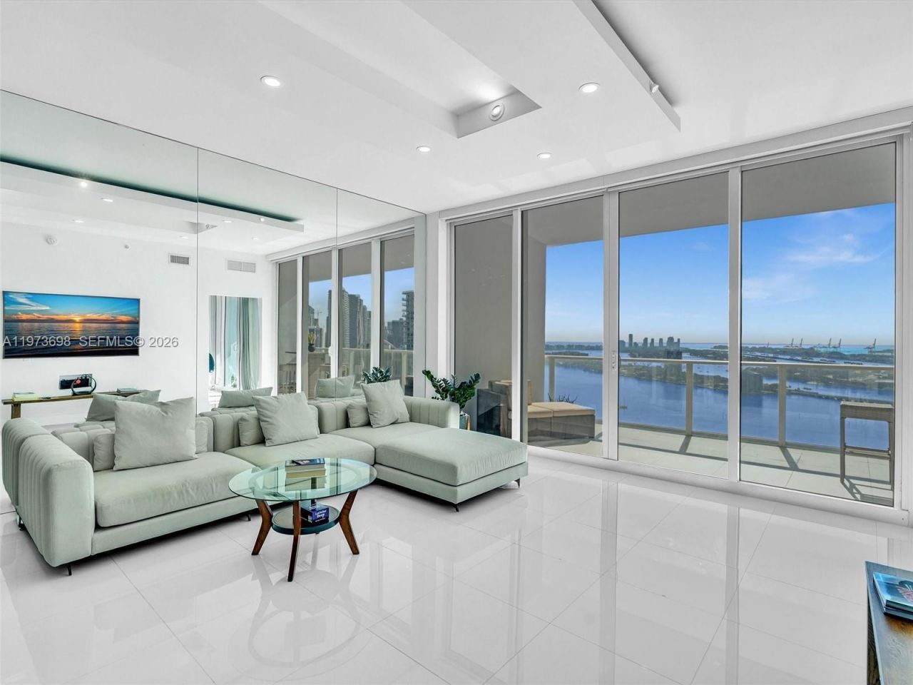 2020 N Bayshore Dr, Unit 3303, Miami, FL 33137 Photo