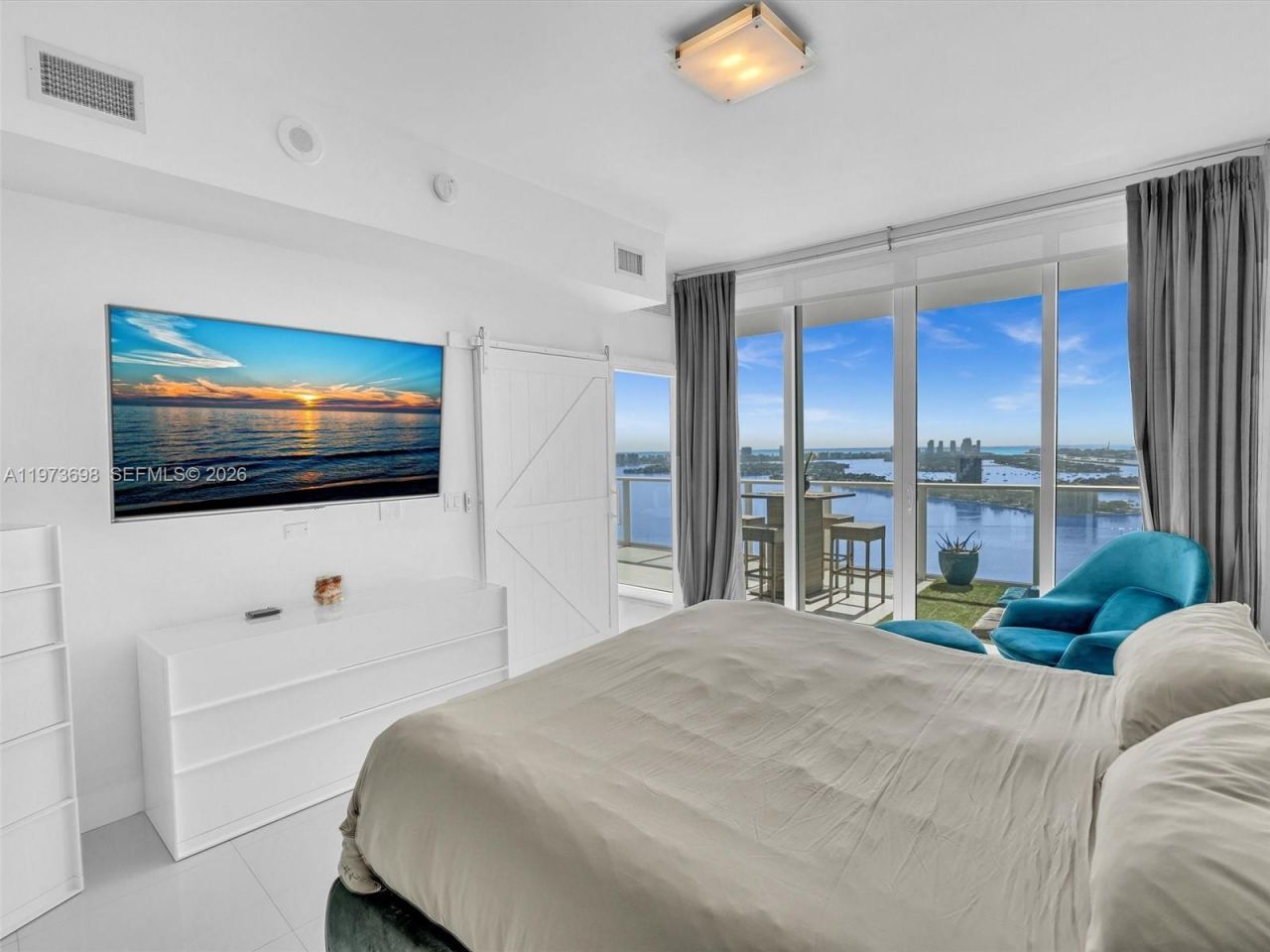 2020 N Bayshore Dr, Unit 3303, Miami, FL 33137 Photo