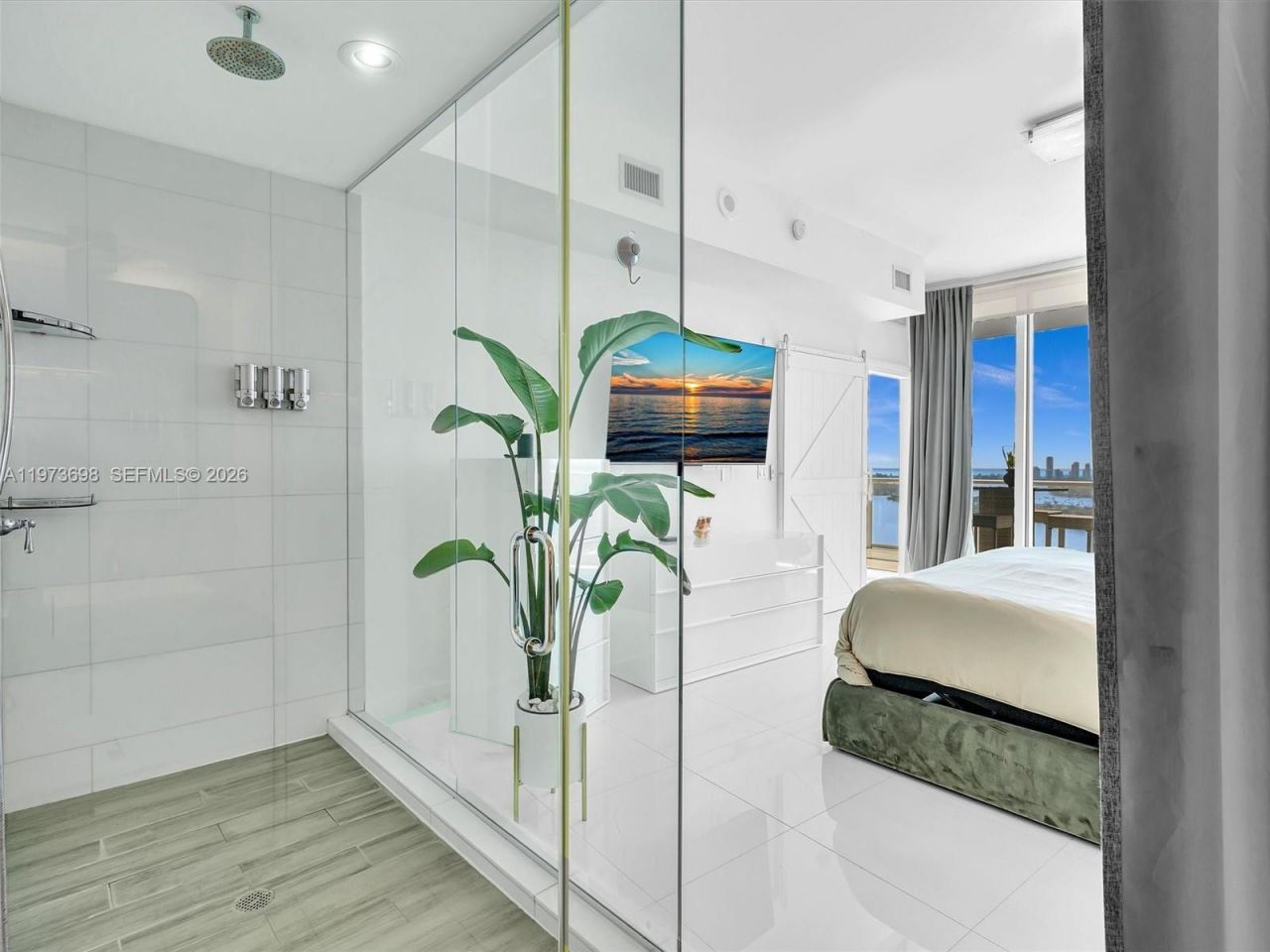 2020 N Bayshore Dr, Unit 3303, Miami, FL 33137 Photo