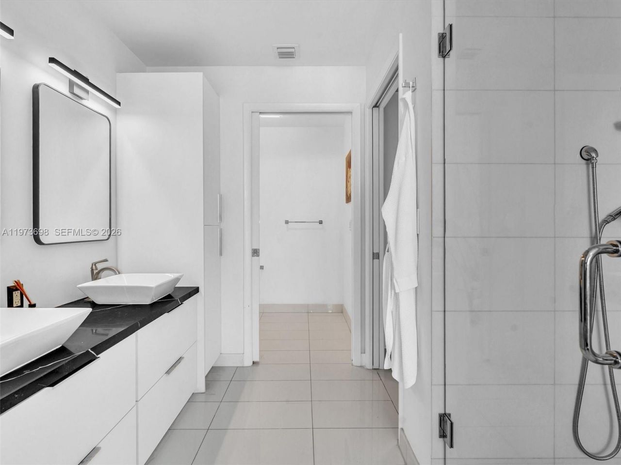 2020 N Bayshore Dr, Unit 3303, Miami, FL 33137 Photo