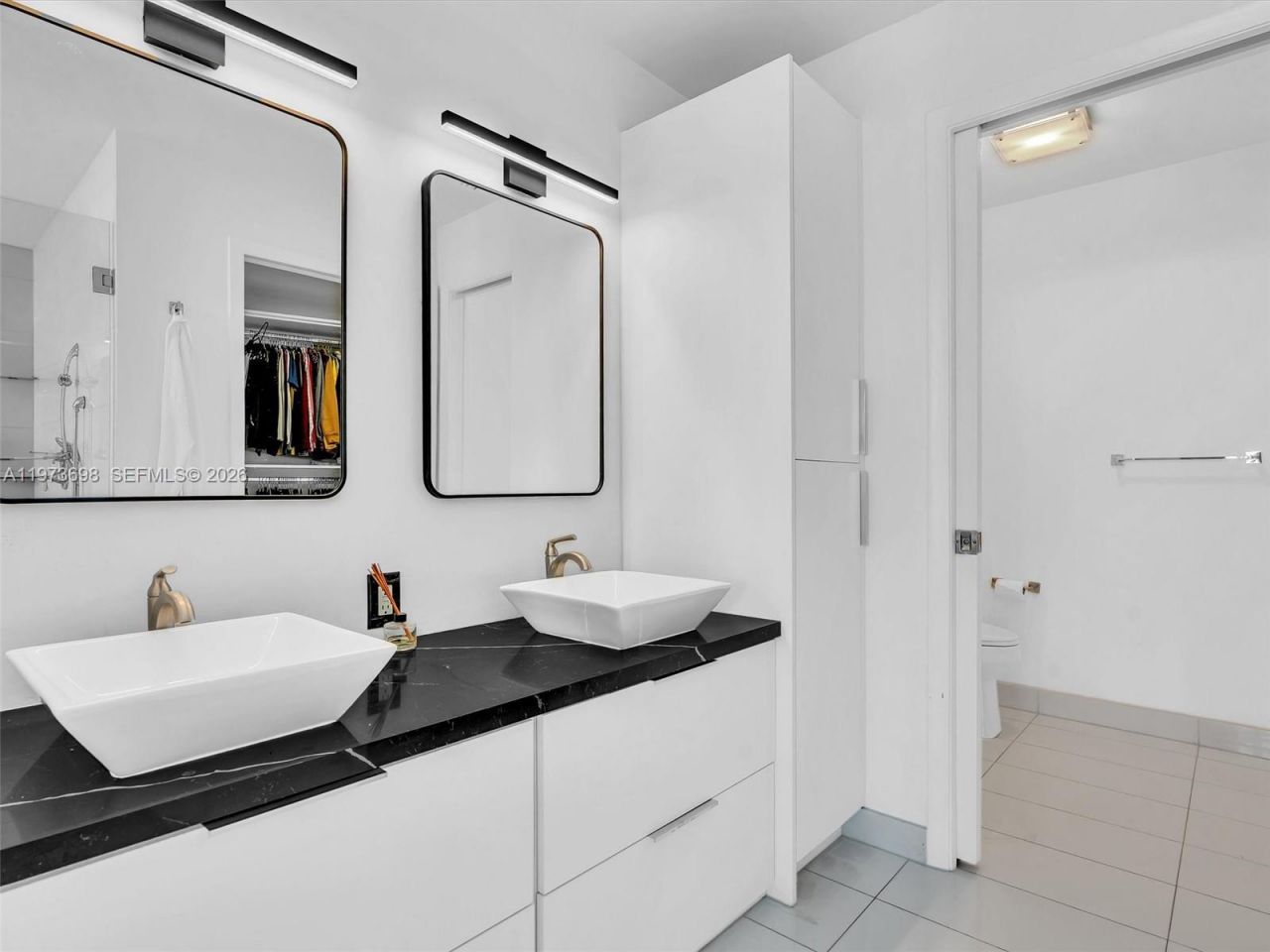 2020 N Bayshore Dr, Unit 3303, Miami, FL 33137 Photo